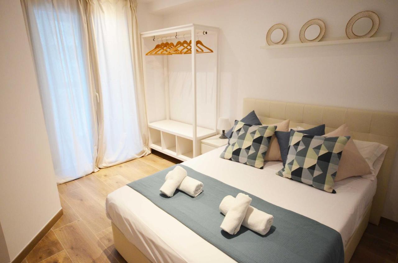 Golive Deluxe Apartment Cambrils Ngoại thất bức ảnh